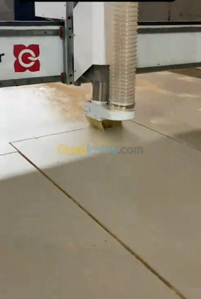Mdf et mélamine تقطيع و لصق الحواف plaqueuse de chant