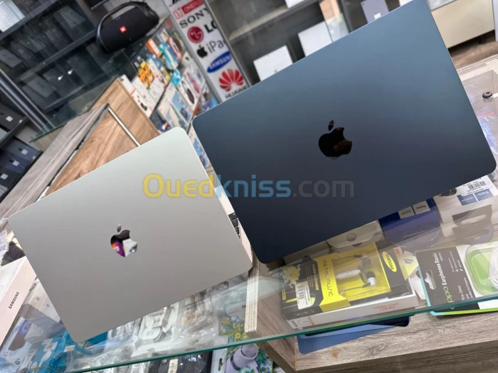 MacBook Air M2 8G 256G etat comme neuf