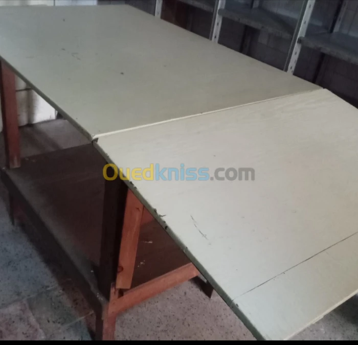 Table en bois