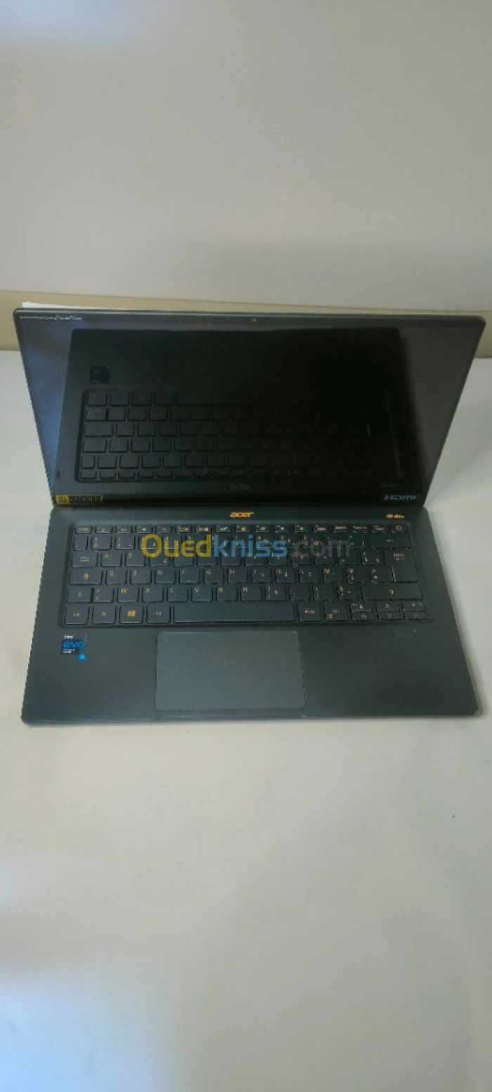 Acer Swift Gold 13" I7 1165G7 16 GB DDR4 512 GB SSD Full HD Tactile