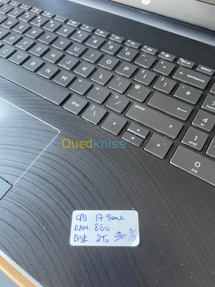 HP i7 8th Gen 1TB HDD / 8GB DDR4 RAM/ 15.6 inch FHD