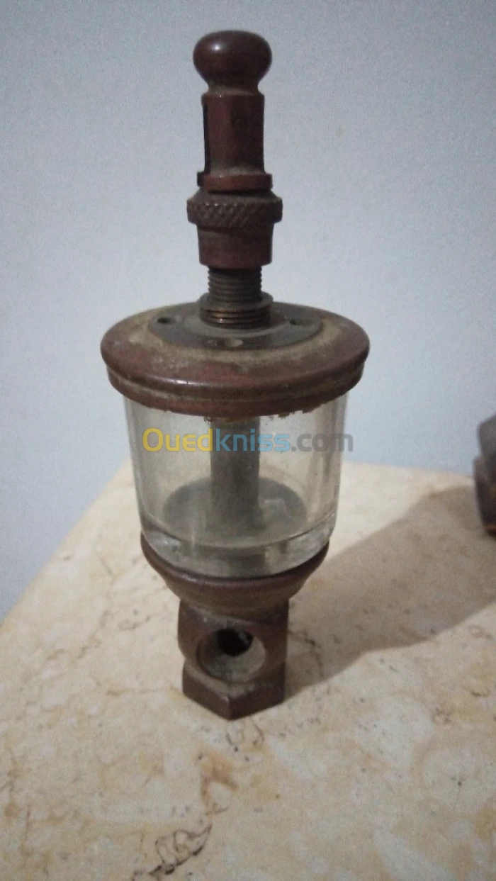 Graisseur a goute ancien manuel