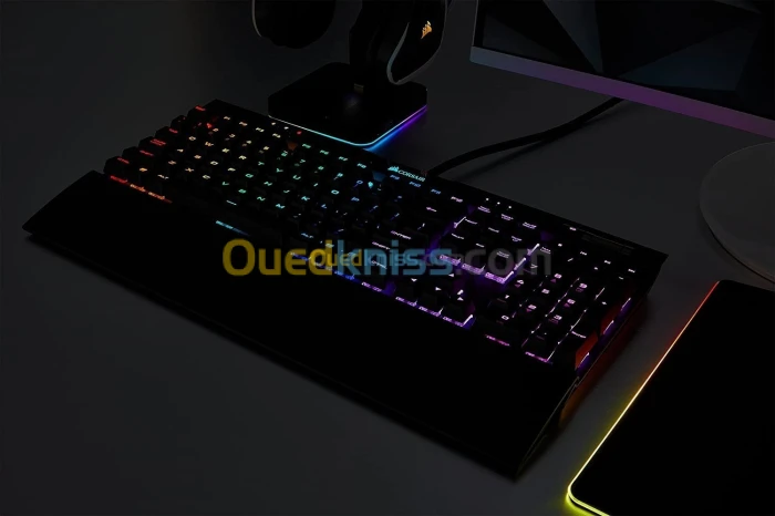 Corsair K70 RGB MK.2 USB QWERTY - Claviers Avec Fil - USB - Clavier Mécanique - LED - RGB