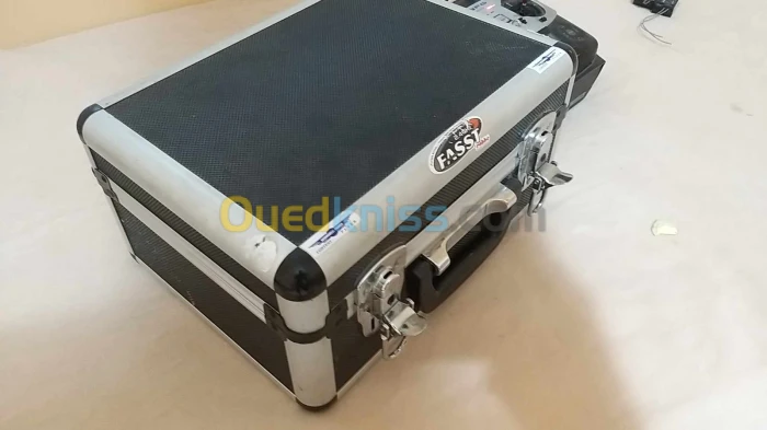  Radiocommande Futaba T8FG