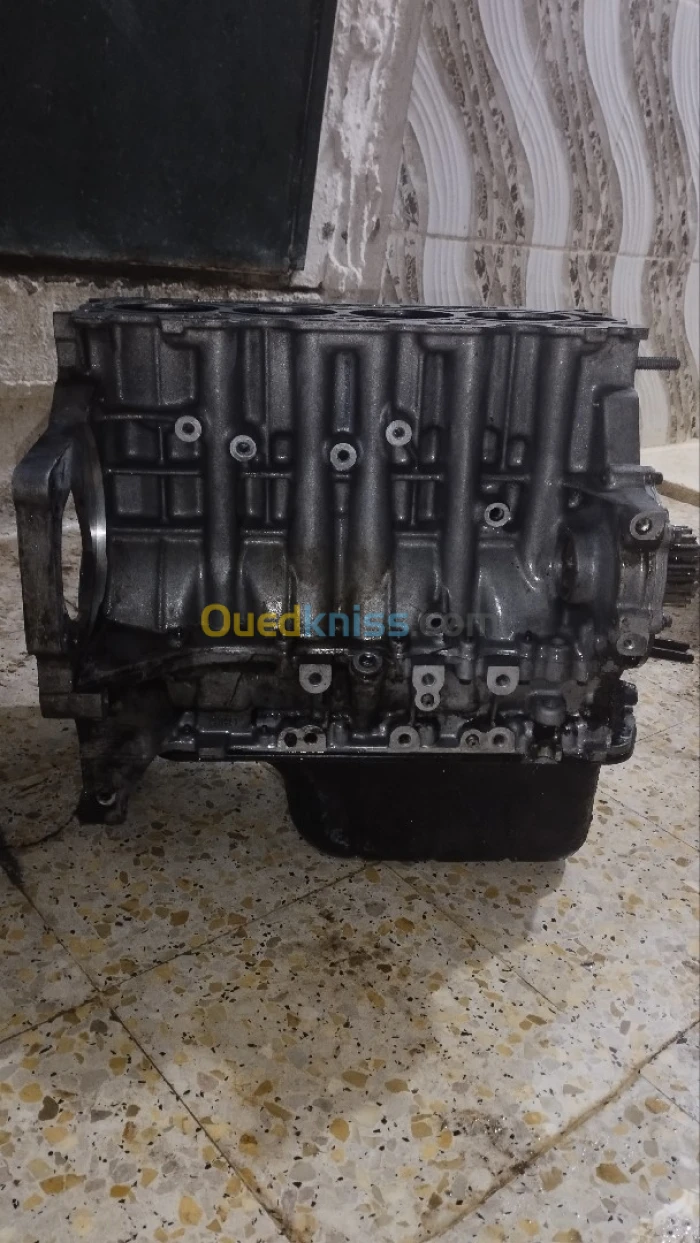 Demi moteur complet 1.6 hdi std