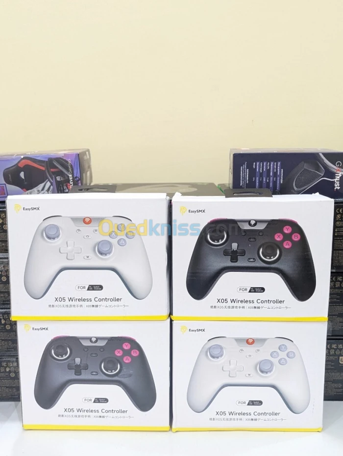 EasySMX X05 Multiplatform Gaming Controller with Hall Effect Joysticks