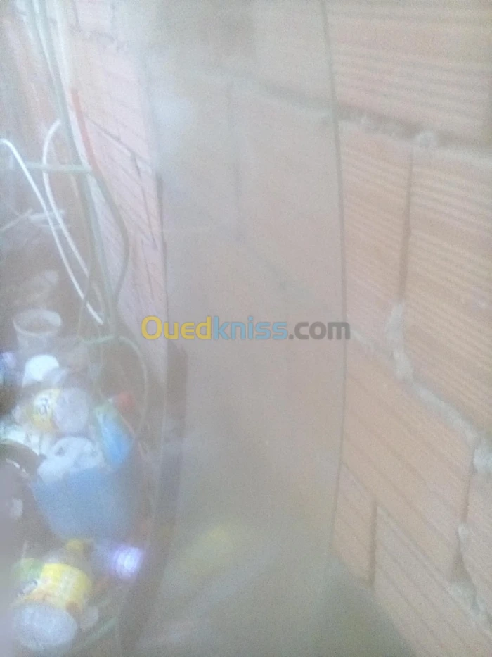 pare brise fourgon j9 للبيع مع النوافذ