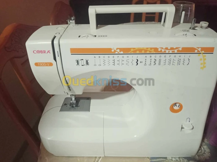 Machine a coudre COBRA 1900-V