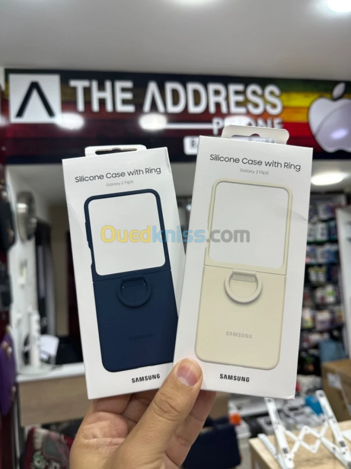 Galaxy Z Flip5 Silicone Case with Ring