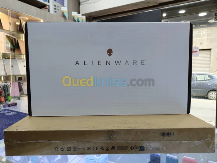 Alienware 16 Notebook M16 R2 1TB 16GB RTX 4070