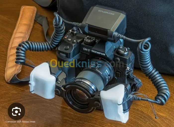 Flash MACRO Olympus STF-8 pour appareil Olympus et Lumix Panasonic