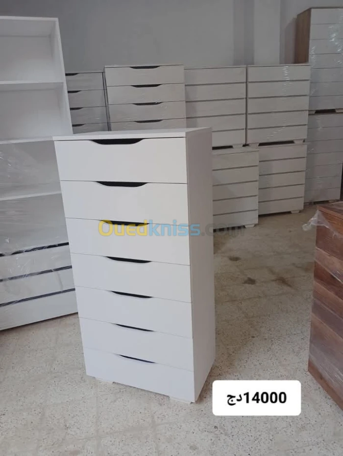 Commode style moderne 