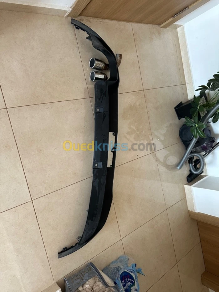 SPOILER/DIFFUSEUR GOLF 8 GTD