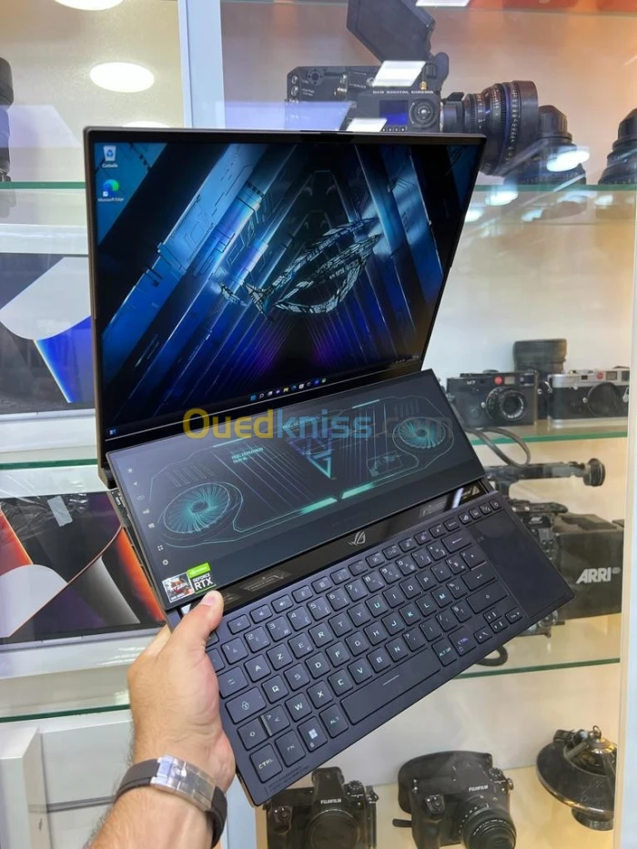 Asus ROG ZEPHYRUS 16 Duo RTX3080Ti