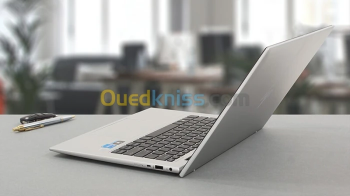 HP ELITEBOOK 840 G9 I5 1245U 16GO DDR5 256GO SSD NVME