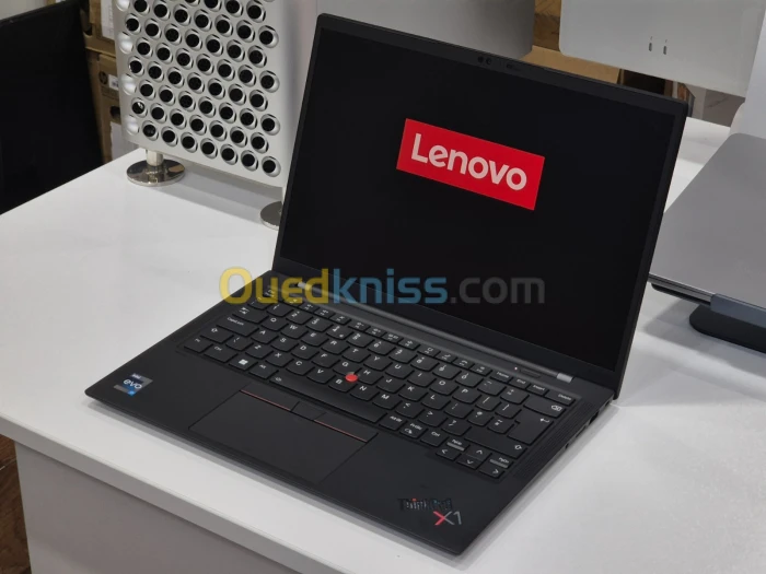 THINKPAD X1 Carbon Gen 11 INTEL CORE I7 1355U 3.7GHZ 16GO 512GO SSD  