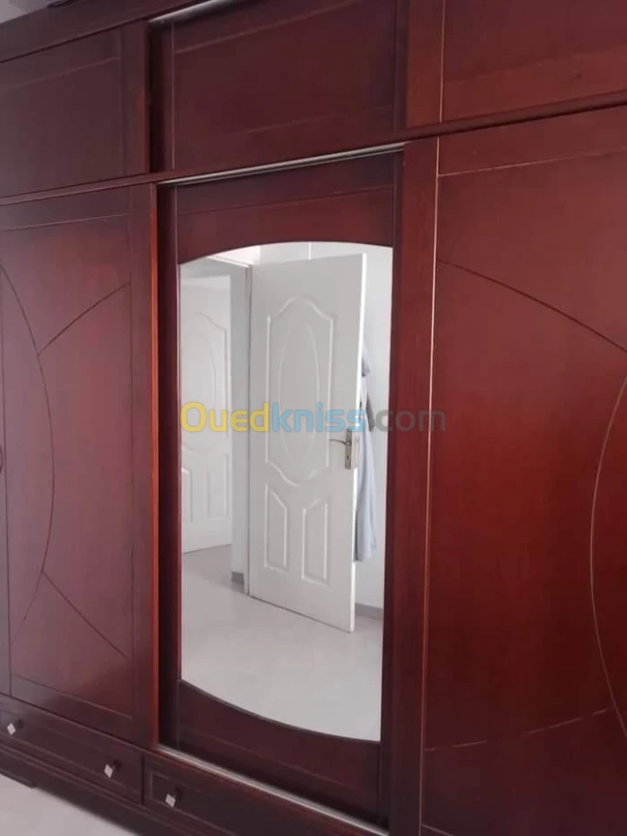 خزانة ملابس 3+3 خشب أحمر Bois rouge Armoire