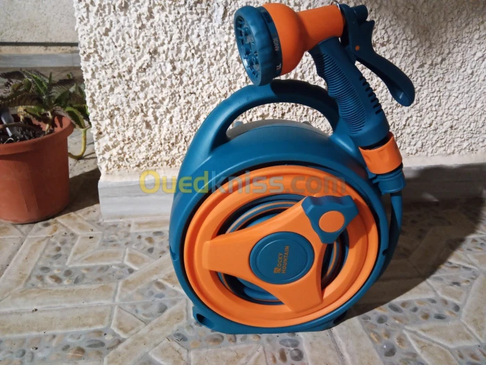 Dévidoir mobile équipé avec tuyau d'arrosage 15 metres