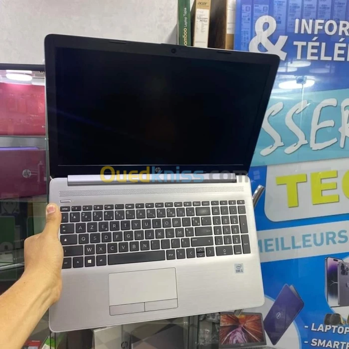 Hp probook 250 g7 Intel Core i5 1035G1 - 8 Go DDR4 SDRAM, 256 Go SSD - (15,6 ") 1366 x 768 (HD).