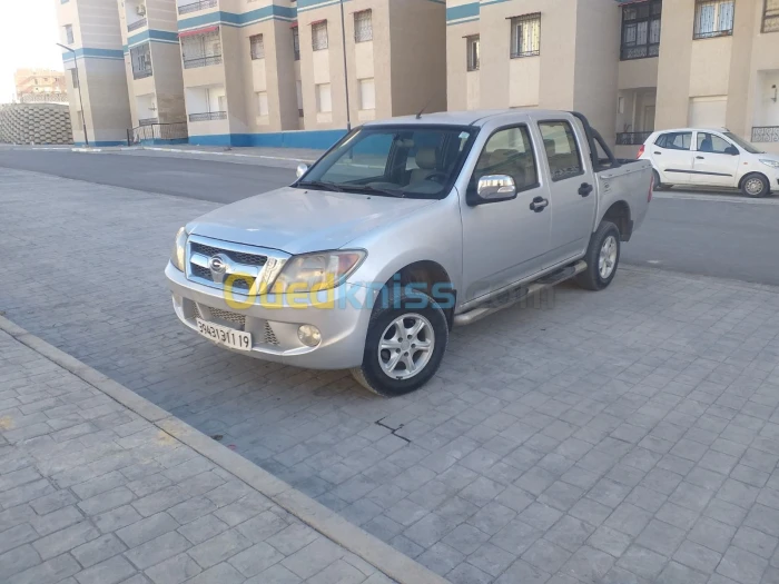Gonow Pick up 2011 