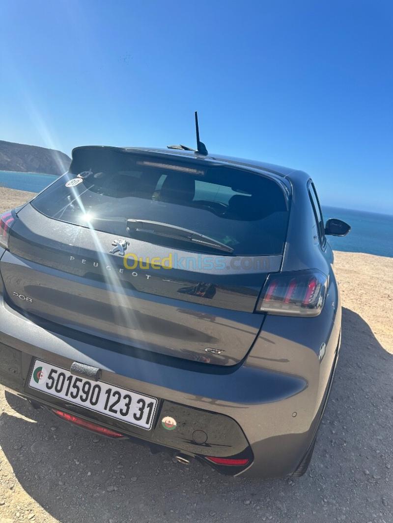 Peugeot 208 2023 GT 2