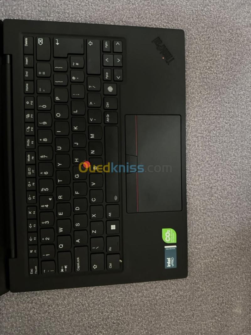 LENOVO THINKPAD X1 CARBON ULTRA 7 165U 32GB 512GB SSD 14 ECRAN TACTILE 2