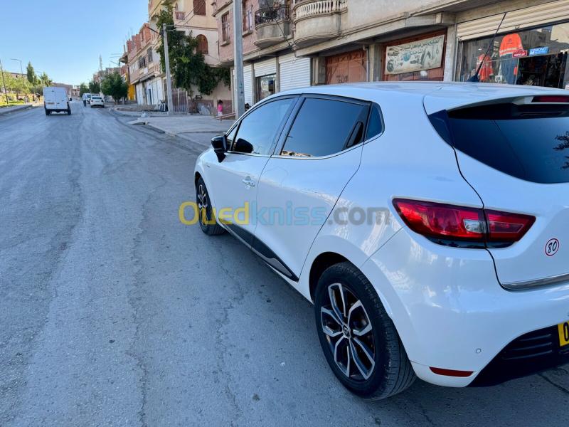 Renault Clio 4 2019 Limited 13