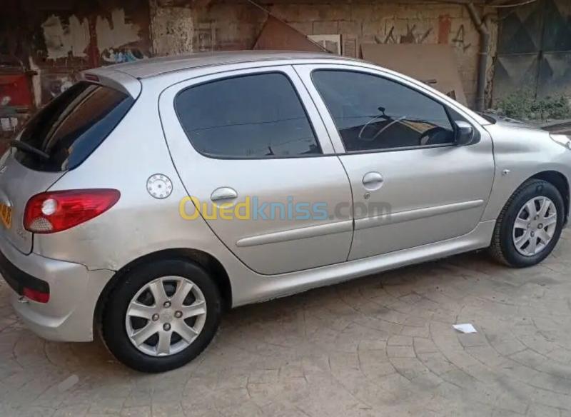 Peugeot 206 Plus 2009 206 Plus 3
