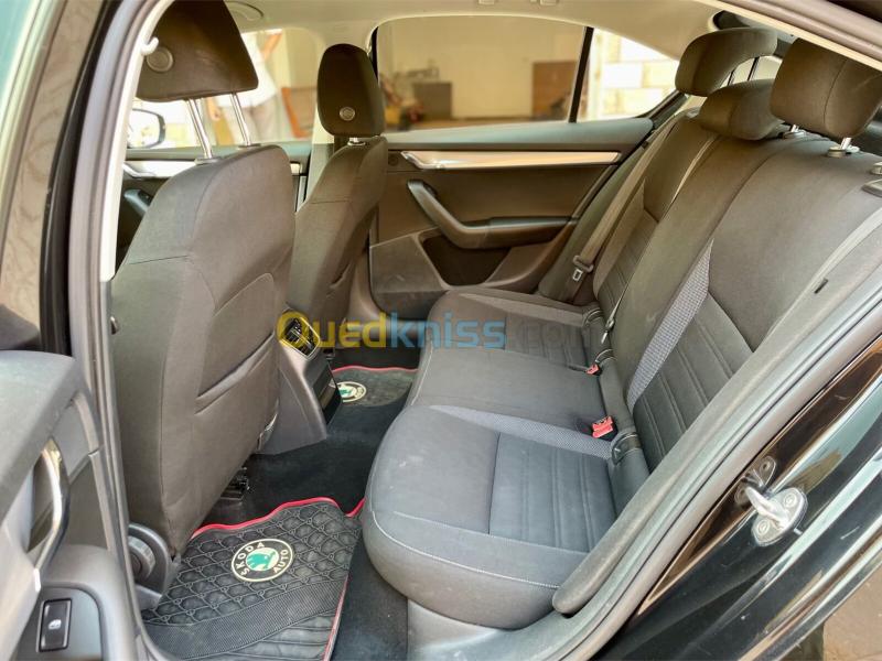 Skoda Octavia 2019 Ambiente 8