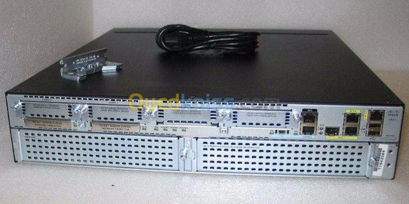 ROUTEUR CISCO 4331 (3GE,2NIM,1SM,4G FLASH,4G DRA) 3