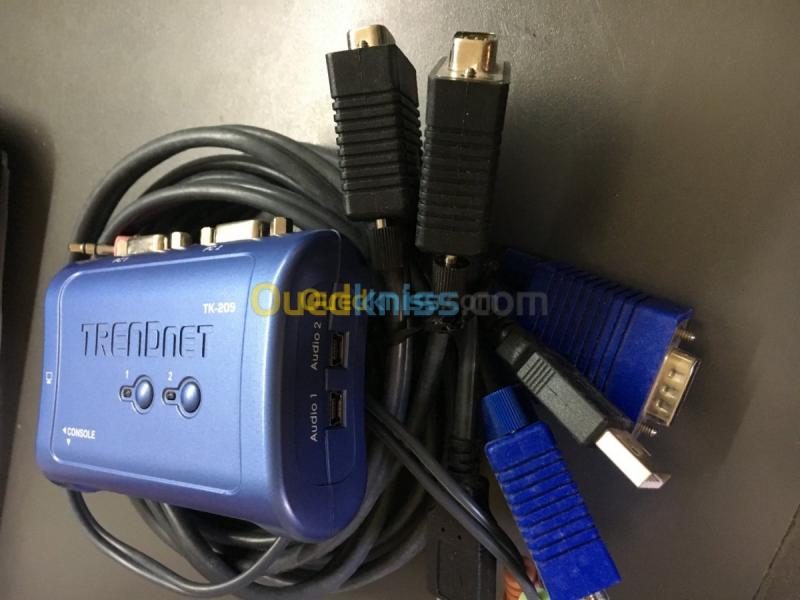 Commutateur KVM USB TRENDnet à 2 port