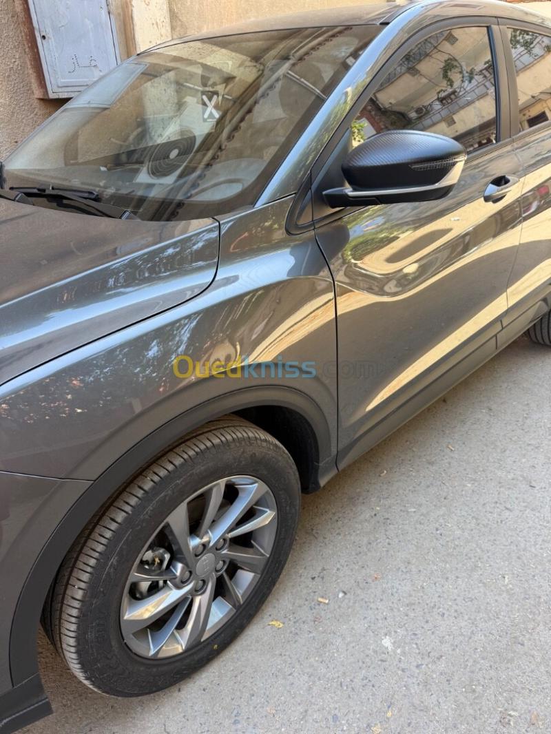 Geely Coolray 2025 Super Max  4