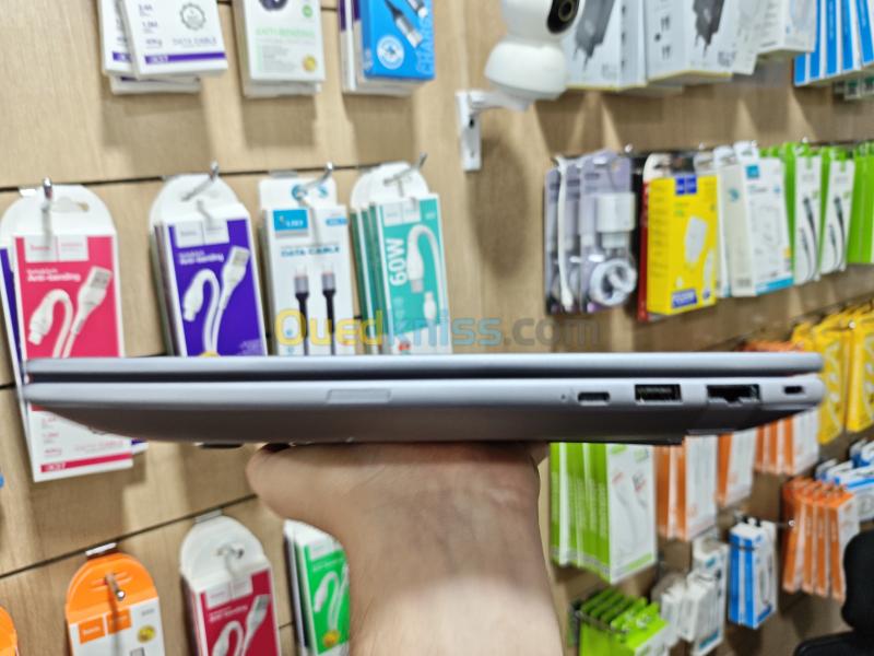 HP ZBook 8 G11 (Workstation AI) 11