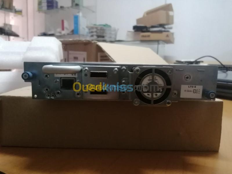 Lecteur de bande hp LTO-6 (VENDU) 8