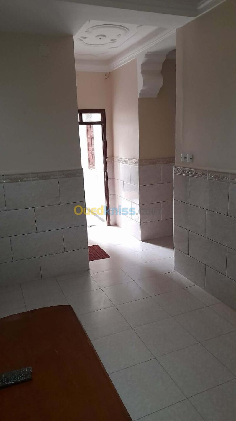 Location Appartement Niveau de villa F3 Tipaza Cherchell 5