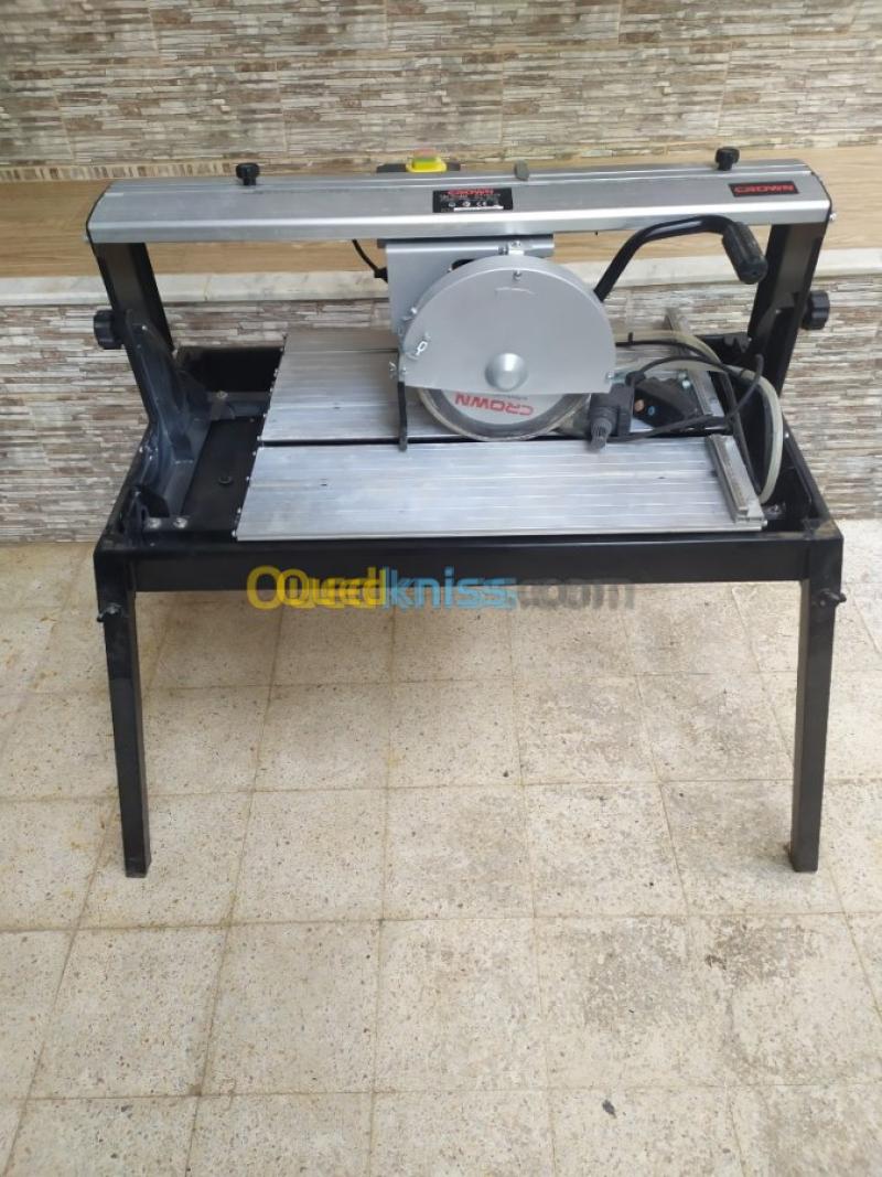 Coupe Carrelage électrique Clarke ETC8 – 240V, 450W, NEUF, Mais Accessoires Manquants !