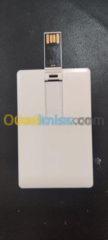 FLASH DISK USB CREDIT CARD 4 GB - USB Business Card 
