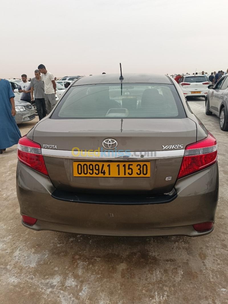 Toyota Yaris Sedan 2015 Executive 2