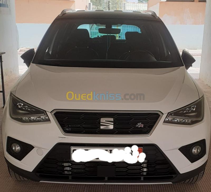 Seat ARONA 2018 FR 3