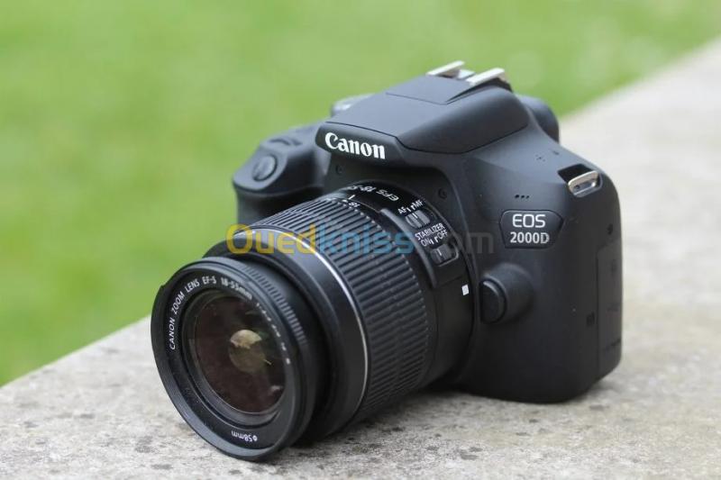  Canon EOS 2000D - Reflex 24.1 MP - Ecran LCD 3" - Full HD - Wi-Fi - NFC + Objectif EF-S 18-55 Mm