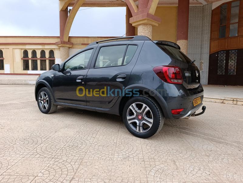 Dacia Sandero 2019 Stepway PRIVILEGE 6