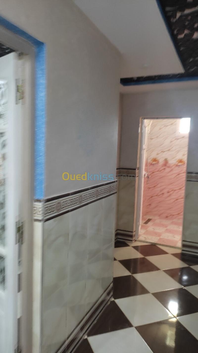 Location Appartement Niveau de villa F3 Skikda Collo 4