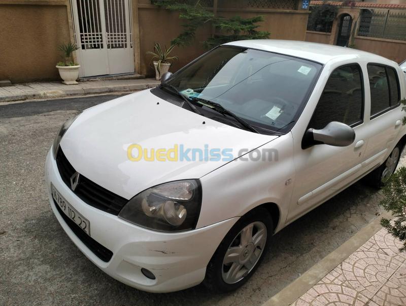 Renault Clio Campus 2012 Clio Campus 2