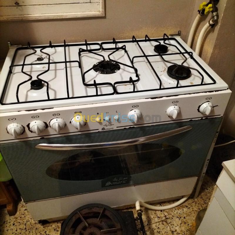 Cuisinière 6
