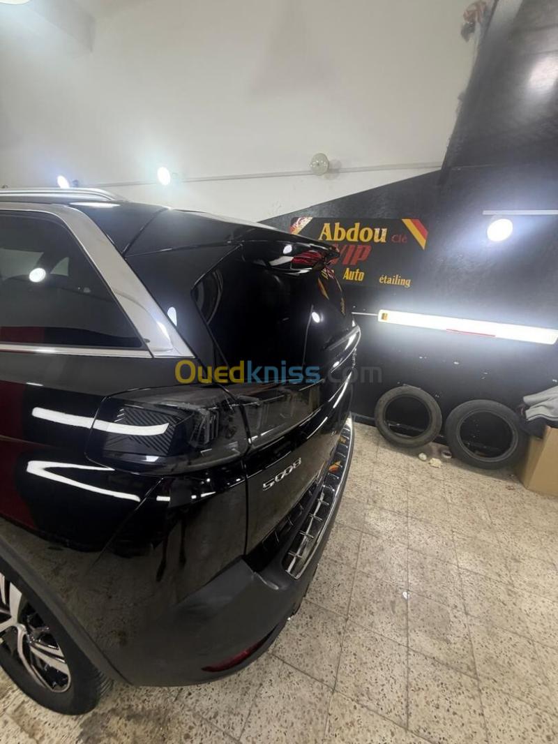 Peugeot 5008 2023 GT 17