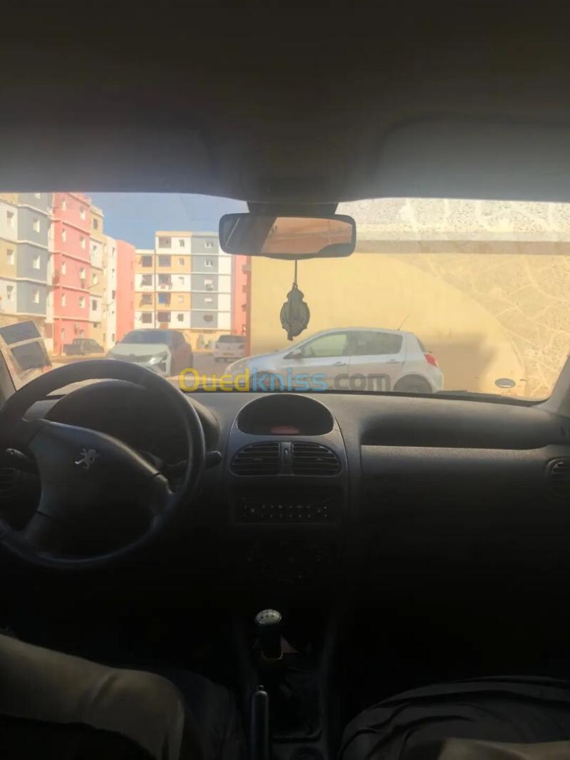 Peugeot 206 2002 206 6