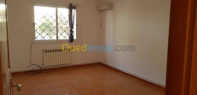 Location Appartement Niveau de villa F3 Alger Birkhadem 14