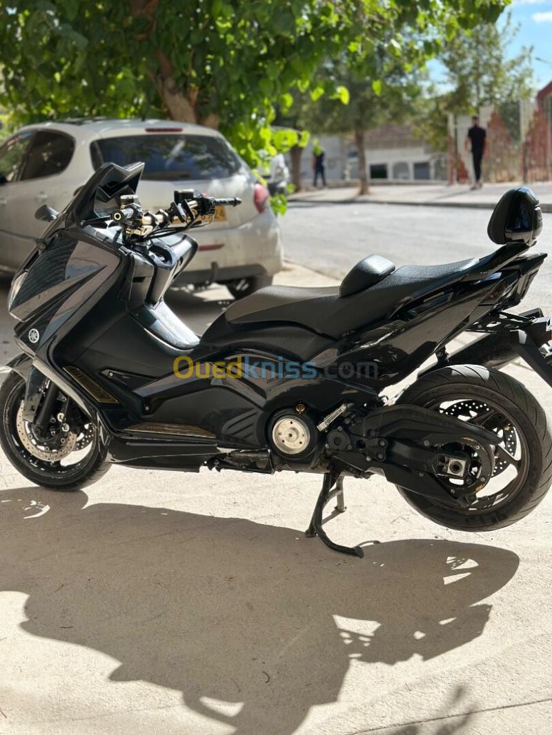 Yamaha Tmax 2015 7