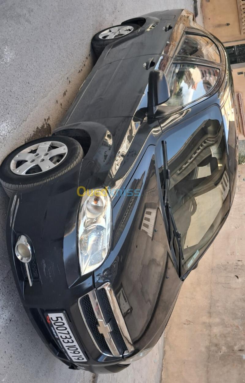 Chevrolet Aveo 4 portes 2009 LT 4