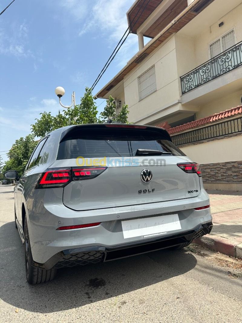 Volkswagen Golf 8 2025 R Black Edition  5